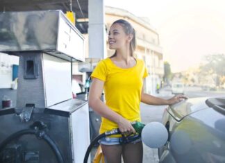 Preço da gasolina vai ficar 5,1% mais caro na Bahia