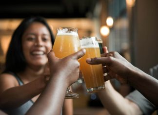 MP-BA aciona prefeitura para que bares retirem mesas e cadeiras das ruas MP-BA aciona prefeitura para que bares retirem mesas e cadeiras das ruas