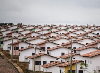 Prefeito assina contrato para construção de 250 casas do Minha Casa, Minha Vida