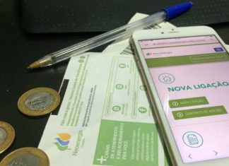 Lula assina isenção da conta de luz para 60 milhões de pessoas