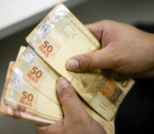 Governo libera auxílio de até R$ 1.000 e define pagamento para julho