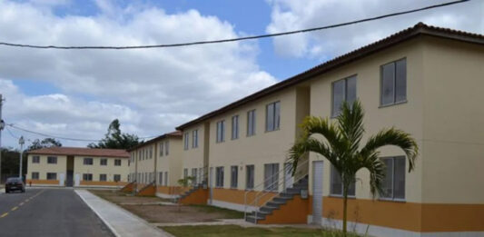 Minha Casa, Minha Vida: Prefeitura abre inscrições para 500 apartamentos populares; veja quem pode receber imóvel sem pagar parcelas Superintendente da Caixa diz que novos empreendimentos do Minha Casa Minha Vida devem ser construídos