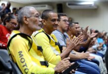 Governo da Bahia anuncia linha de crédito para compra de moto nova para Mototaxistas Estado entrega mais de 200 certificados, kits de proteção e bags para mototaxistas e motofretistas da Bahia