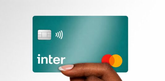 Banco Inter libera cartão de crédito com limite de até R$ 5 mil até para clientes com score baixo Banco Inter libera cartão de crédito com limite de até R$ 5 mil até para clientes com score baixo