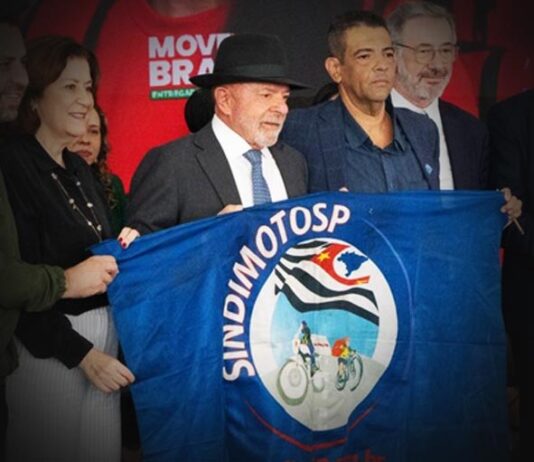 Presidente Lula anuncia linha de crédito especial para motociclistas e entregadores Presidente Lula anuncia linha de crédito especial para motociclistas e entregadores