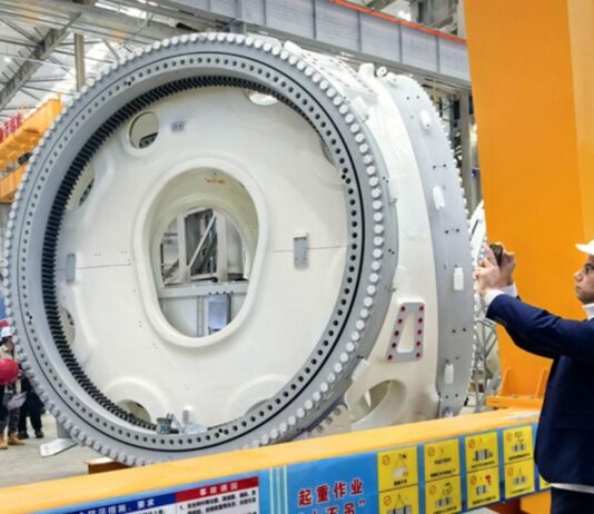 Jerônimo Rodrigues participa do lançamento da pedra fundamental da Windey Energy no Polo Industrial de Camaçari