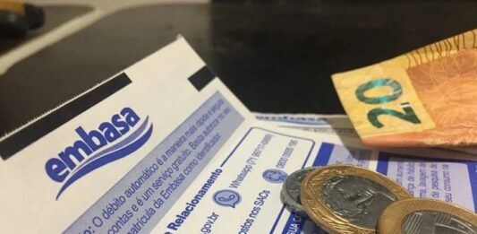 Câmara aprova fim da tarifa mínima nas contas de água e esgoto Câmara aprova fim da tarifa mínima nas contas de água e esgoto